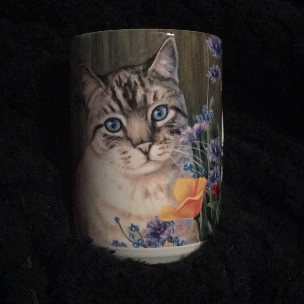 Cat in flowers mug